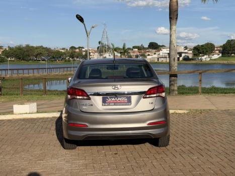 HYUNDAI HB 20 Sedan 1.6 16V 4P FLEX COMFORT PLUS, Foto 6