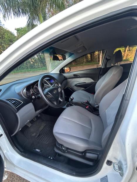 HYUNDAI HB 20 Sedan 1.0 12V 4P FLEX COMFORT PLUS, Foto 7