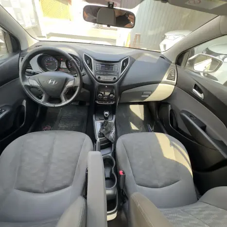 HYUNDAI HB 20 Sedan 1.6 16V 4P FLEX PREMIUM AUTOM�TICO, Foto 9