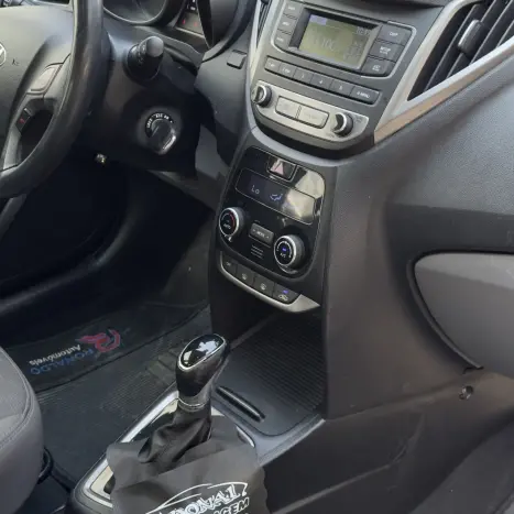 HYUNDAI HB 20 Sedan 1.6 16V 4P FLEX PREMIUM AUTOM�TICO, Foto 11