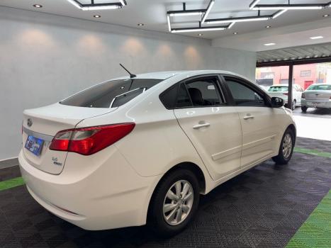 HYUNDAI HB 20 Sedan 1.6 16V 4P FLEX COMFORT PLUS, Foto 4