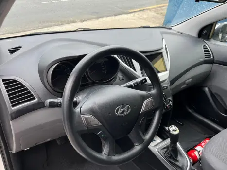 HYUNDAI HB 20 Sedan 1.6 16V 4P FLEX COMFORT PLUS, Foto 10