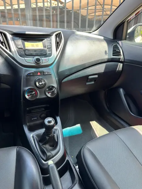 HYUNDAI HB 20 Sedan 1.0 12V 4P FLEX COMFORT PLUS, Foto 11