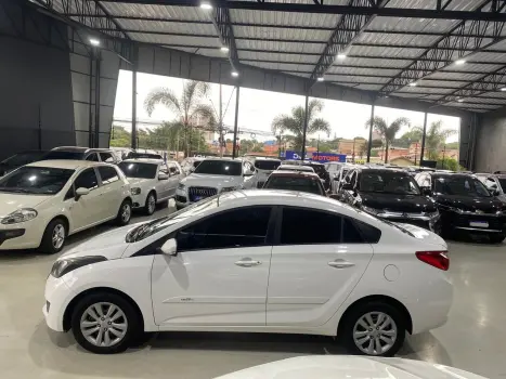 HYUNDAI HB 20 Sedan 1.6 16V 4P FLEX COMFORT PLUS AUTOM�TICO, Foto 8