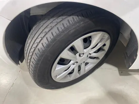 HYUNDAI HB 20 Sedan 1.6 16V 4P FLEX COMFORT PLUS AUTOM�TICO, Foto 15