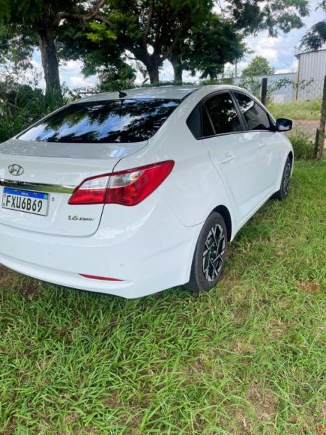 HYUNDAI HB 20 Sedan 1.6 16V 4P FLEX COMFORT PLUS, Foto 3