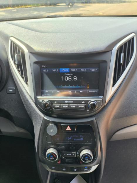 HYUNDAI HB 20 Sedan 1.6 16V 4P FLEX PREMIUM AUTOM�TICO, Foto 2
