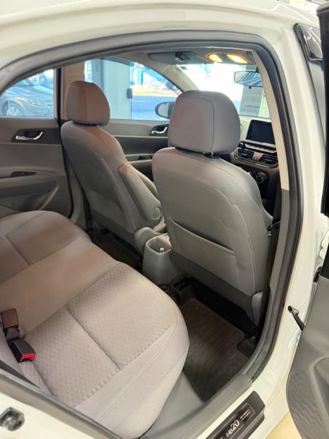 HYUNDAI HB 20 Sedan 1.6 16V 4P FLEX VISION AUTOM�TICO, Foto 17