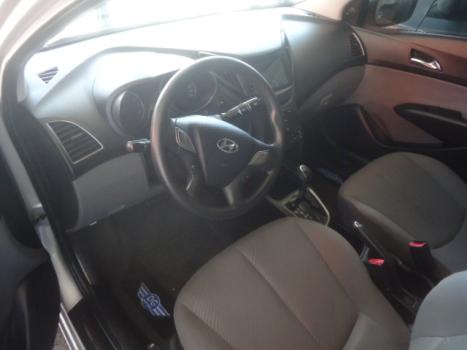 HYUNDAI HB 20 Sedan 1.6 16V 4P FLEX COMFORT PLUS AUTOM�TICO, Foto 2