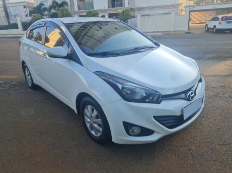 HYUNDAI HB 20 Sedan 1.0 12V 4P FLEX COMFORT STYLE, Foto 2