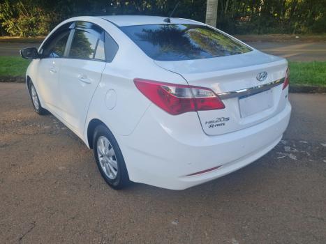 HYUNDAI HB 20 Sedan 1.0 12V 4P FLEX COMFORT STYLE, Foto 4