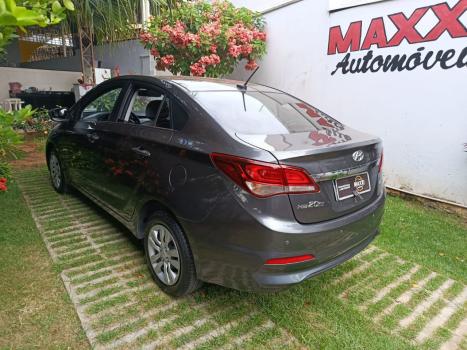 HYUNDAI HB 20 Sedan 1.6 16V 4P FLEX COMFORT PLUS AUTOM�TICO, Foto 13
