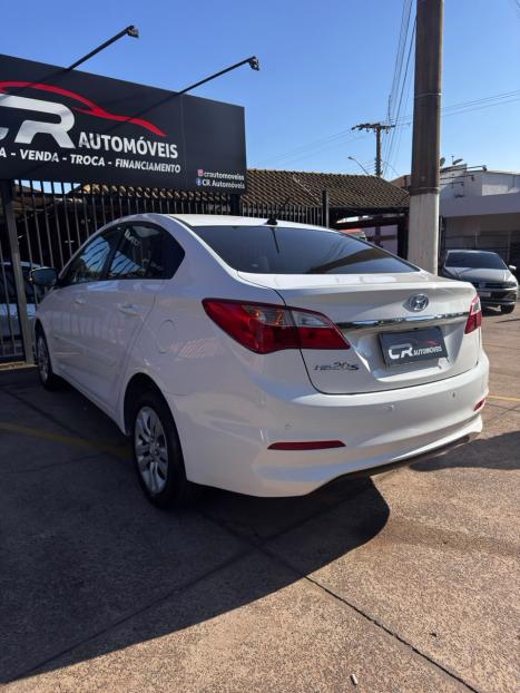 HYUNDAI HB 20 Sedan 1.0 12V 4P FLEX COMFORT PLUS, Foto 4