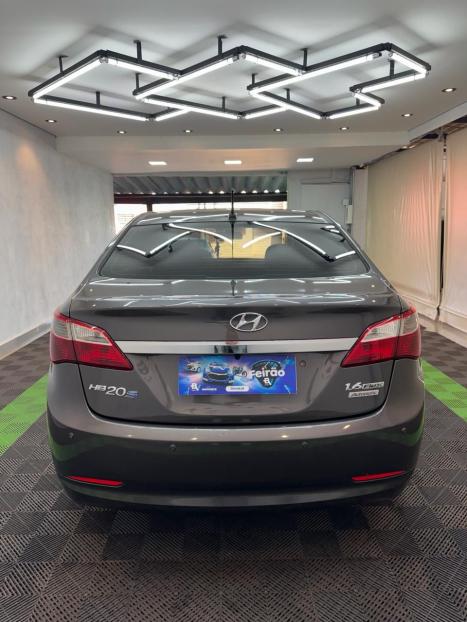 HYUNDAI HB 20 Sedan 1.6 16V 4P FLEX COMFORT PLUS AUTOM�TICO, Foto 5