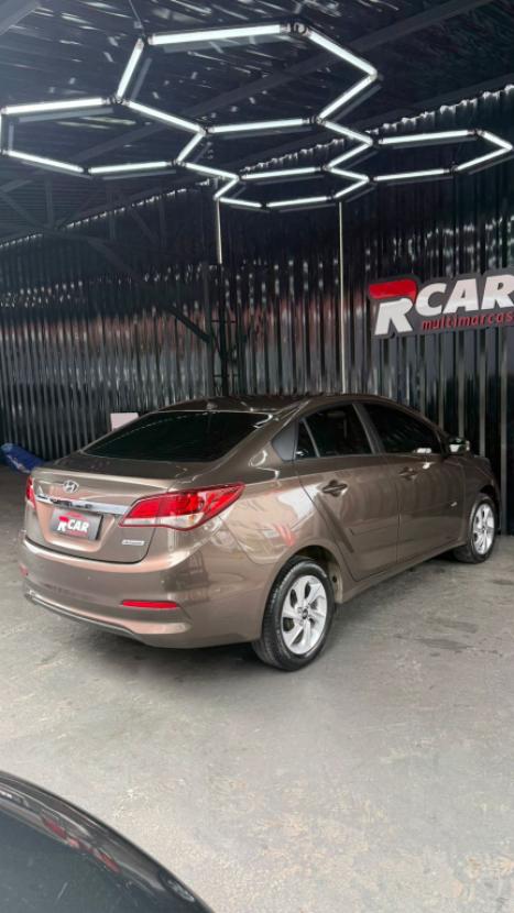 HYUNDAI HB 20 Sedan 1.6 16V 4P FLEX COMFORT PLUS AUTOM�TICO, Foto 4