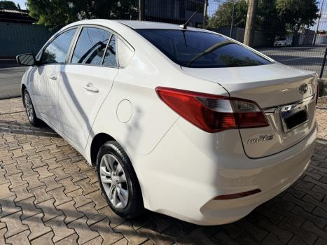 HYUNDAI HB 20 Sedan 1.0 12V 4P FLEX COMFORT PLUS, Foto 2