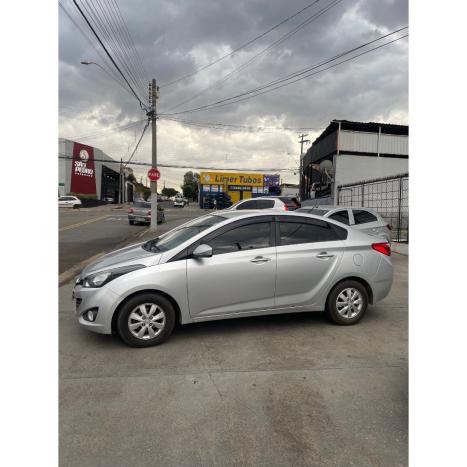 HYUNDAI HB 20 Sedan 1.0 12V 4P FLEX COMFORT PLUS, Foto 4