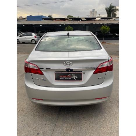 HYUNDAI HB 20 Sedan 1.0 12V 4P FLEX COMFORT PLUS, Foto 6