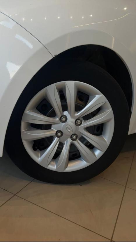 HYUNDAI HB 20 Sedan 1.0 12V 4P FLEX COMFORT PLUS, Foto 3
