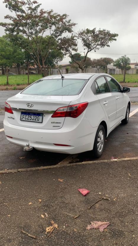 HYUNDAI HB 20 Sedan 1.6 16V 4P FLEX COMFORT PLUS AUTOMÁTICO, Foto 3