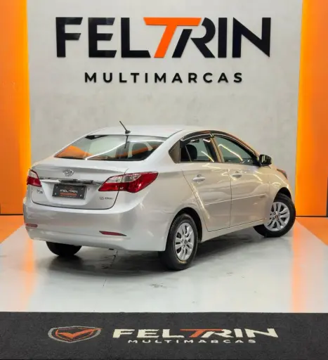 HYUNDAI HB 20 Sedan 1.6 16V 4P FLEX COMFORT PLUS, Foto 4