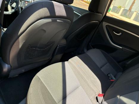 HYUNDAI I30 1.8 16V 4P AUTOM�TICO, Foto 8