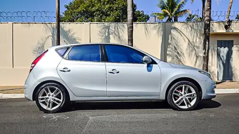 HYUNDAI I30 2.0 16V 4P GLS, Foto 4