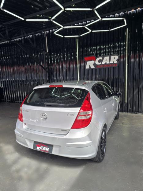 HYUNDAI I30 2.0 16V 4P GLS, Foto 4