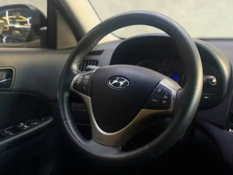 HYUNDAI I30 2.0 16V 4P AUTOMÁTICO, Foto 11