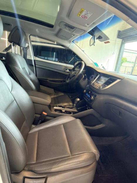 HYUNDAI Tucson 1.6 16V 4P T-GDI GLS ECOSHIFT AUTOMÁTICO, Foto 9 HYUNDAI Tucson 1.6 16V 4P T-GDI GLS ECOSHIFT AUTOMÁTICO, Foto 9