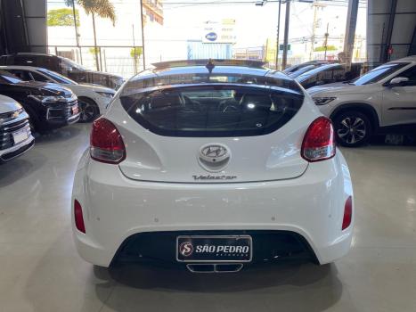 HYUNDAI Veloster 1.6 16V 3P AUTOMÁTICO, Foto 7 HYUNDAI Veloster 1.6 16V 3P AUTOMÁTICO, Foto 7