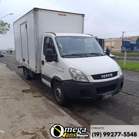 IVECO Daily 2.3 HPI DIESEL 30S13 CITY BAÚ, Foto 3 IVECO Daily 2.3 HPI DIESEL 30S13 CITY BAÚ, Foto 3