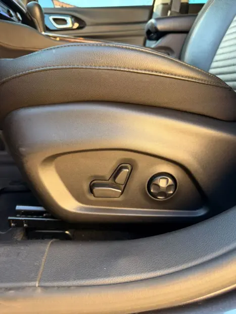 JEEP Commander 1.3 16V 4P FLEX T270 LIMITED TURBO AUTOM�TICO AT6, Foto 8