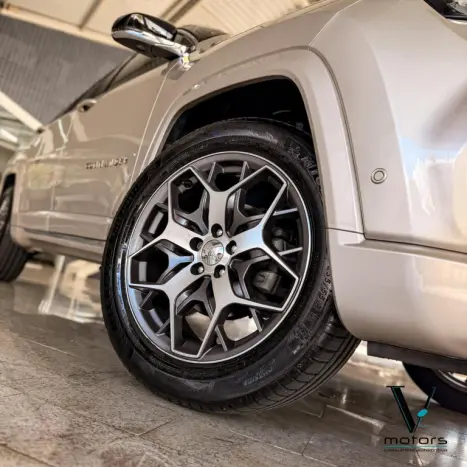 JEEP Commander 1.3 16V 4P FLEX T270 OVERLAND TURBO AUTOM�TICO AT6, Foto 8