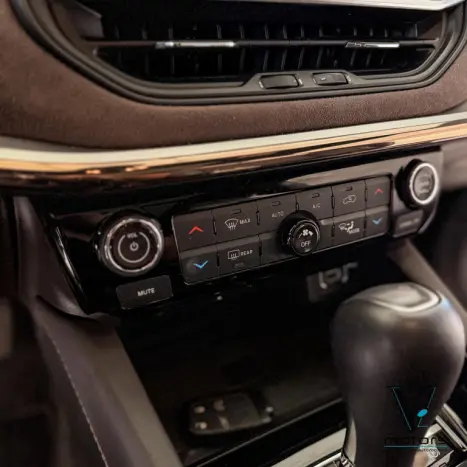 JEEP Commander 1.3 16V 4P FLEX T270 OVERLAND TURBO AUTOM�TICO AT6, Foto 11