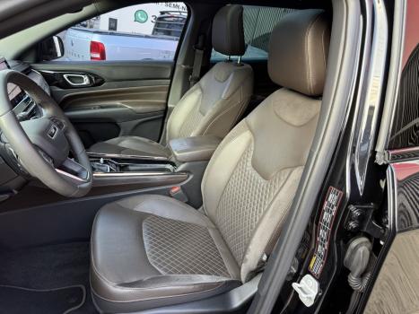 JEEP Commander 2.0 16V 4P TD380 OVERLAND TURBO DIESEL AUTOMÁTICO, Foto 7 JEEP Commander 2.0 16V 4P TD380 OVERLAND TURBO DIESEL AUTOMÁTICO, Foto 7