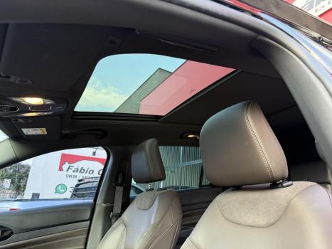 JEEP Commander 2.0 16V 4P TD380 OVERLAND TURBO DIESEL AUTOMÁTICO, Foto 10 JEEP Commander 2.0 16V 4P TD380 OVERLAND TURBO DIESEL AUTOMÁTICO, Foto 10