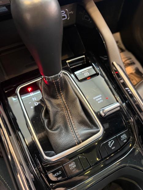 JEEP Commander 2.0 16V 4P TD380 OVERLAND TURBO DIESEL AUTOMTICO, Foto 9