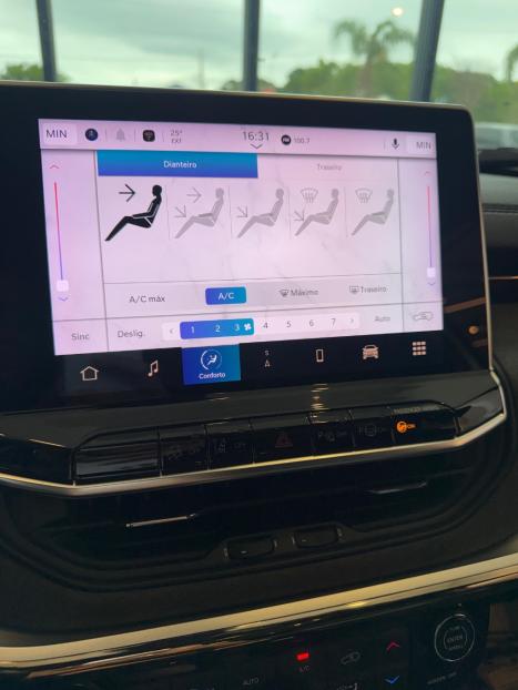 JEEP Commander 2.0 16V 4P TD380 OVERLAND TURBO DIESEL AUTOMTICO, Foto 12