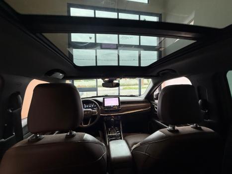 JEEP Commander 2.0 16V 4P TD380 OVERLAND TURBO DIESEL AUTOMTICO, Foto 16