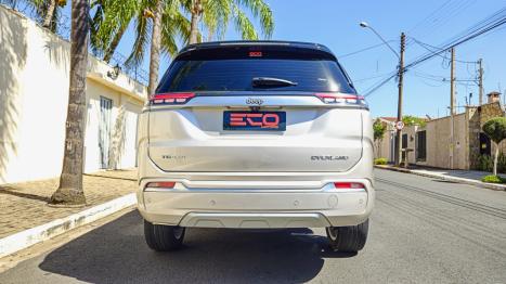 JEEP Commander 2.0 16V 4P TD380 OVERLAND 4X4 TURBO DIESEL AUTOM�TICO AT9, Foto 6