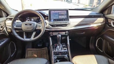 JEEP Commander 2.0 16V 4P TD380 OVERLAND 4X4 TURBO DIESEL AUTOM�TICO AT9, Foto 8