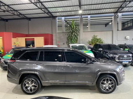 JEEP Commander 2.0 16V 4P TD380 OVERLAND 4X4 TURBO DIESEL AUTOM�TICO AT9, Foto 4