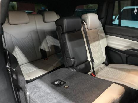 JEEP Commander 2.0 16V 4P TD380 OVERLAND 4X4 TURBO DIESEL AUTOM�TICO AT9, Foto 15