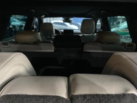 JEEP Commander 2.0 16V 4P TD380 OVERLAND 4X4 TURBO DIESEL AUTOM�TICO AT9, Foto 16