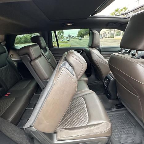 JEEP Commander 2.0 16V 4P TD380 OVERLAND 4X4 TURBO DIESEL AUTOM�TICO AT9, Foto 8