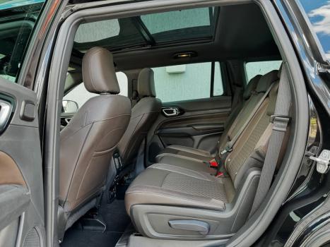 JEEP Commander 2.0 16V 4P TD380 OVERLAND 4X4 TURBO DIESEL AUTOMÁTICO AT9, Foto 12