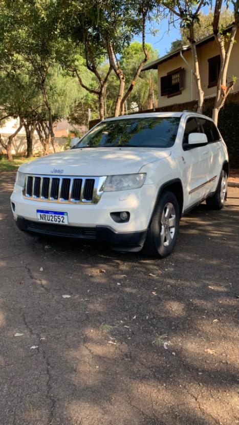 JEEP Grand Cherokee 3.6 V6 24V 4P 4X4 LAREDO AUTOM�TICO, Foto 2