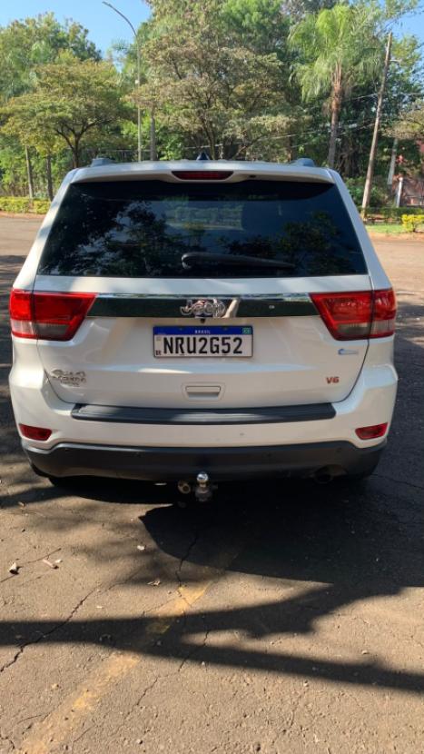 JEEP Grand Cherokee 3.6 V6 24V 4P 4X4 LAREDO AUTOM�TICO, Foto 4