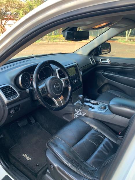 JEEP Grand Cherokee 3.6 V6 24V 4P 4X4 LAREDO AUTOM�TICO, Foto 7